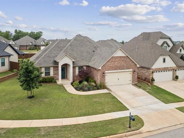 712 NW 192nd Terrace, Edmond, OK 73012
