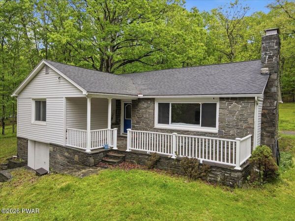 232 Garrity Road, Hawley, PA 18428