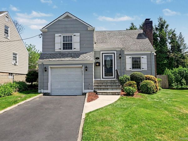 13 Lorenz Avenue, New Rochelle, NY 10801