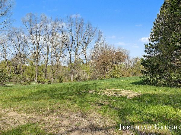 8721 Conservation Street NE, Ada, MI 49301