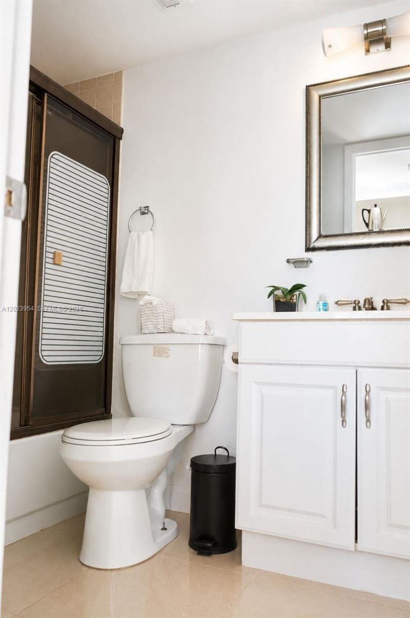 10405 Sunrise Lakes Blvd , Unit 205, Sunrise, FL 33322 Photo