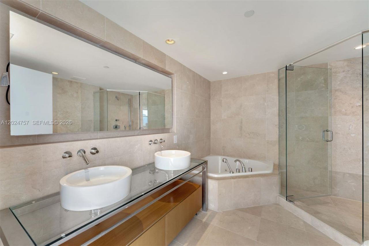 6000 Indian Creek Dr , Unit 14B, Miami Beach, FL 33140 Photo
