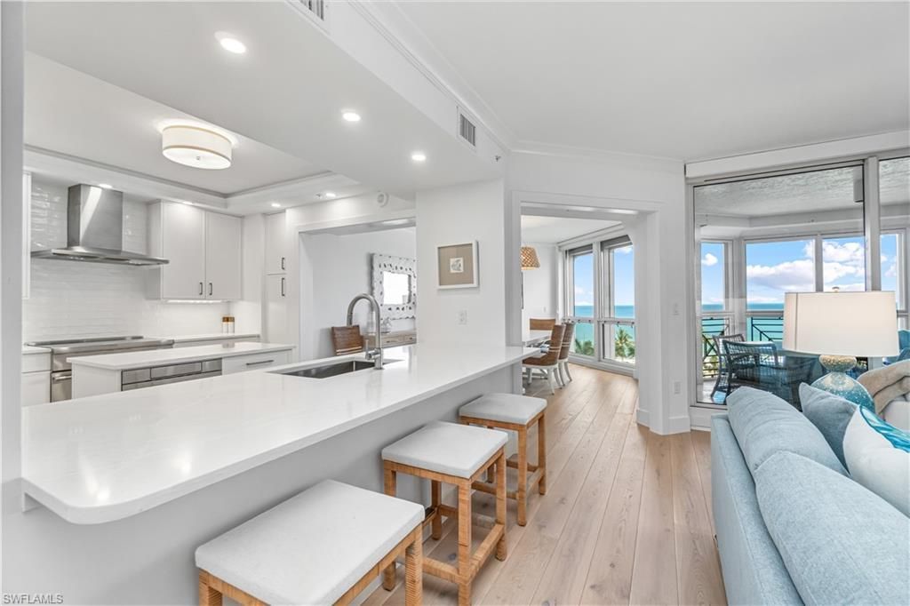 4021 Gulf Shore Blvd N, Unit 702, Naples, FL 34103 Photo