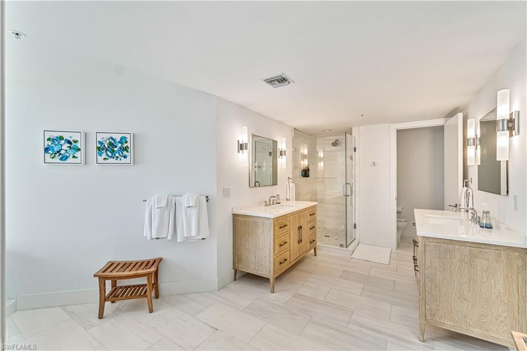 4021 Gulf Shore Blvd N, Unit 702, Naples, FL 34103 Photo