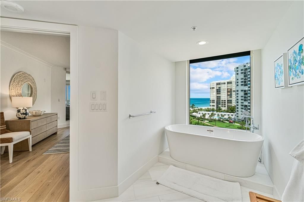 4021 Gulf Shore Blvd N, Unit 702, Naples, FL 34103 Photo