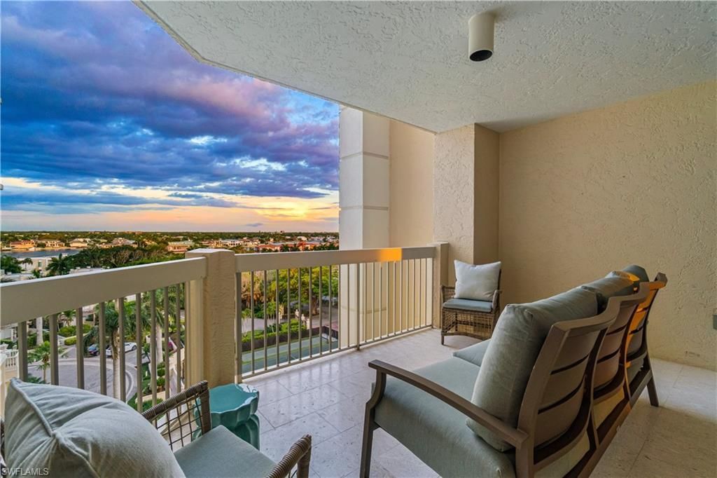 4021 Gulf Shore Blvd N, Unit 702, Naples, FL 34103 Photo