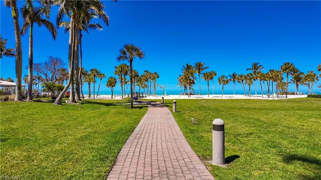 4021 Gulf Shore Blvd N, Unit 702, Naples, FL 34103 Photo