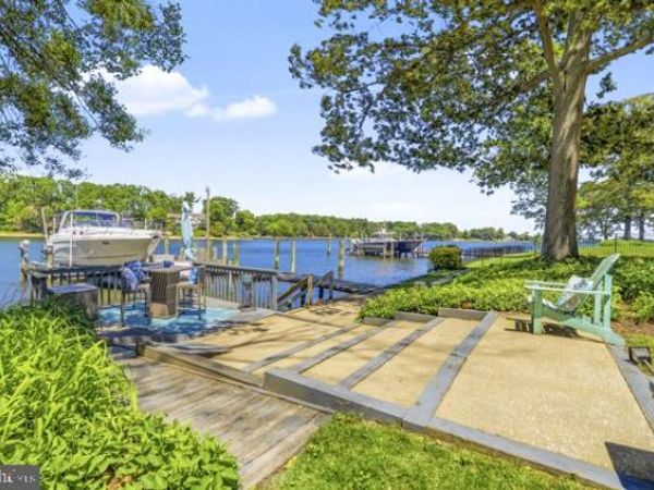 458 FAIROAK DRIVE, SEVERNA PARK, MD 21146