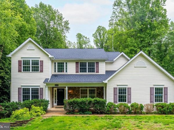 9085 GROUNDHOG LANE, MARSHALL, VA 20115