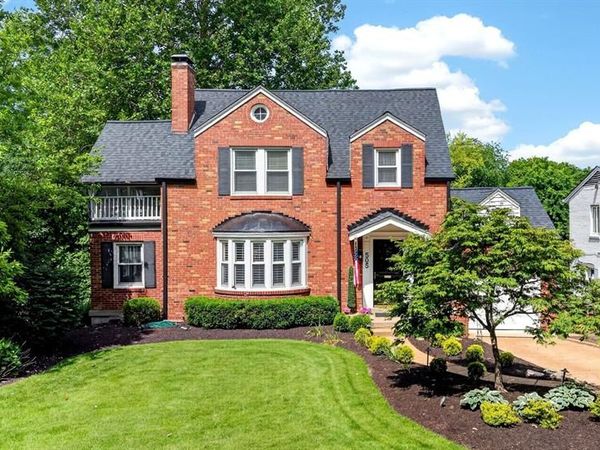 505 N Bemiston Avenue, University City, MO 63130
