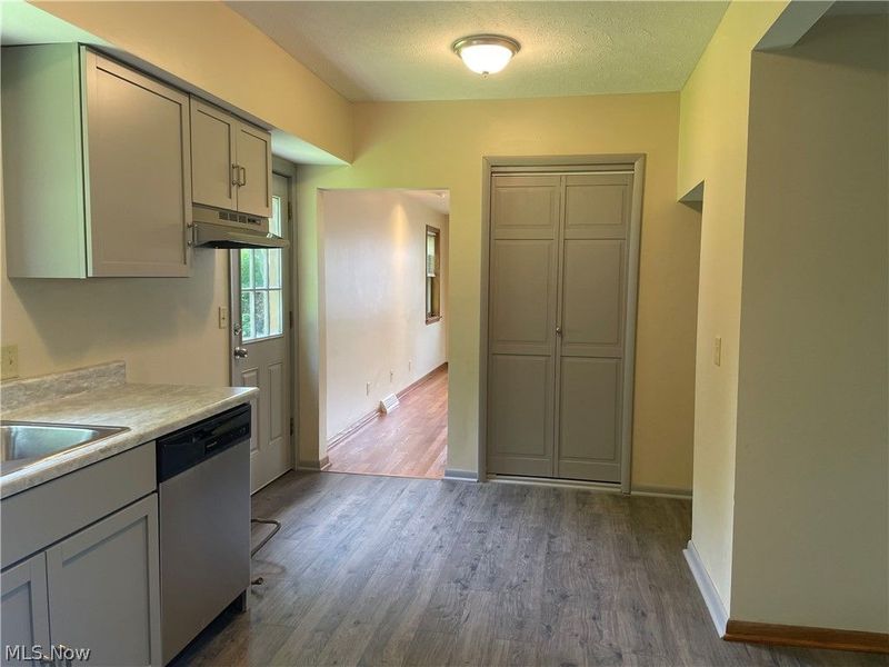 11714 Kirton Avenue , Cleveland, OH 44135 Photo 15