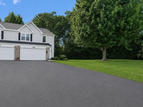 680 Savannah Lane , Crystal Lake, IL 60014