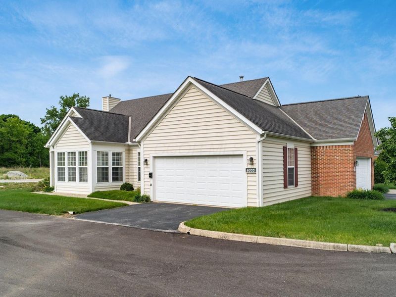 6033 Naughten Pond Drive , Columbus, OH 43213 Photo 32