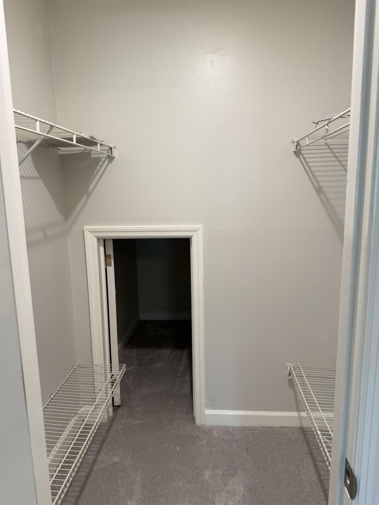 1444a Bessant Ave.  Photo 13