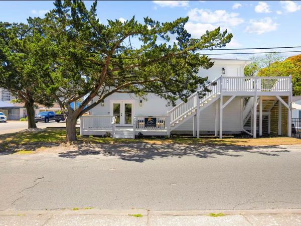 301 5th Ave. S , North Myrtle Beach, SC 29582