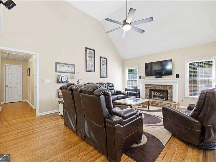 Property Image 27