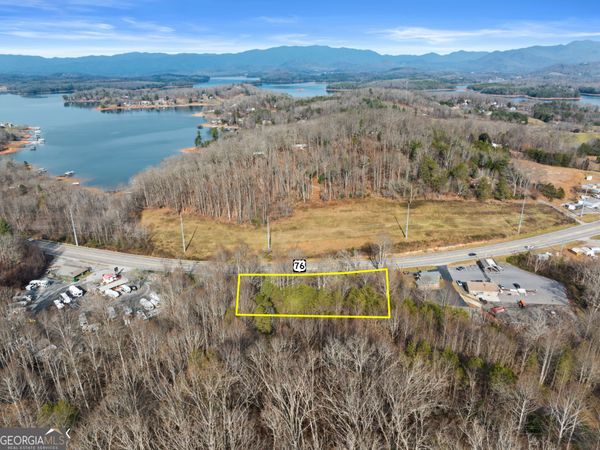 2038 US HWY 76, Hiawassee, GA 30546