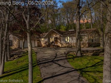 6692 Balmoral Terrace, Independence Twp, MI 48346