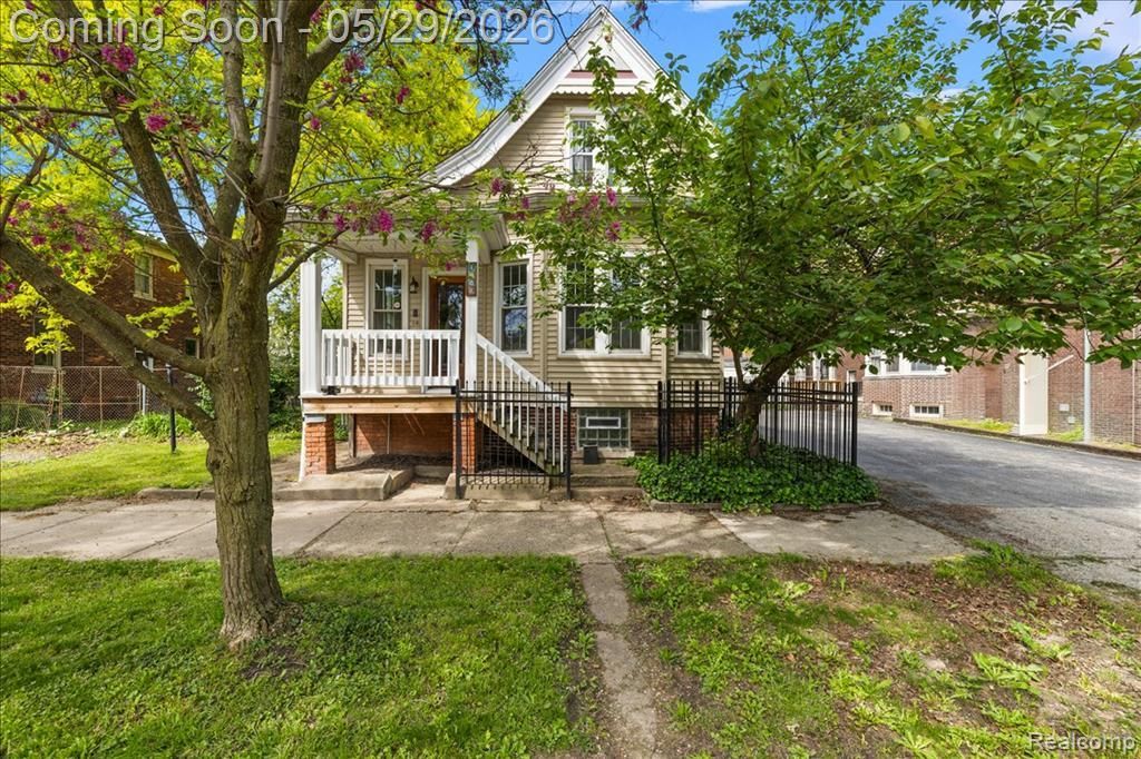 1481 Baldwin Street, Detroit, MI 48214 Main Photo