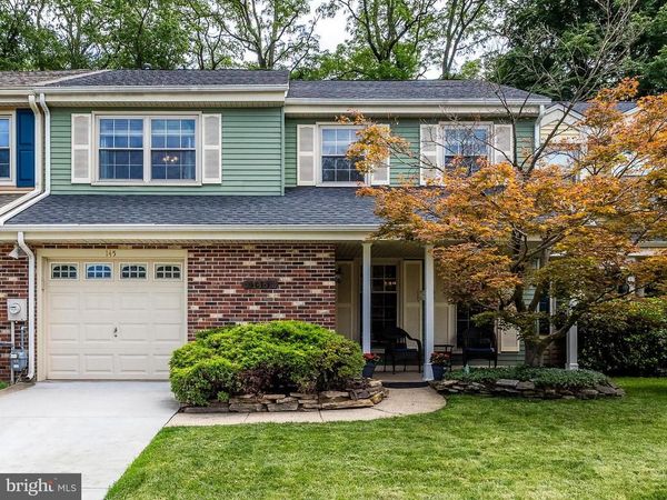 145 CALDERWOOD LANE, MOUNT LAUREL, NJ 08054