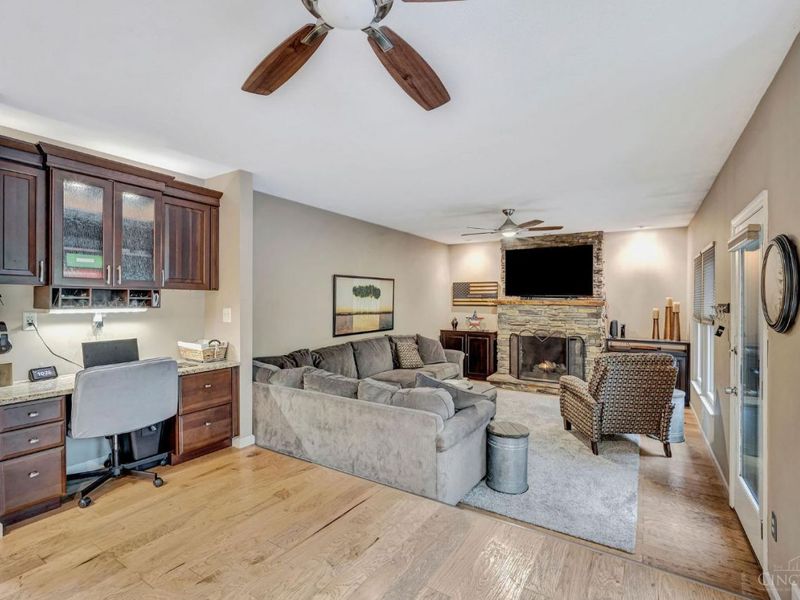 317 Meadowgreen Drive, Harrison, OH 45030 Photo 17