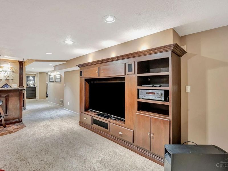 317 Meadowgreen Drive, Harrison, OH 45030 Photo 35