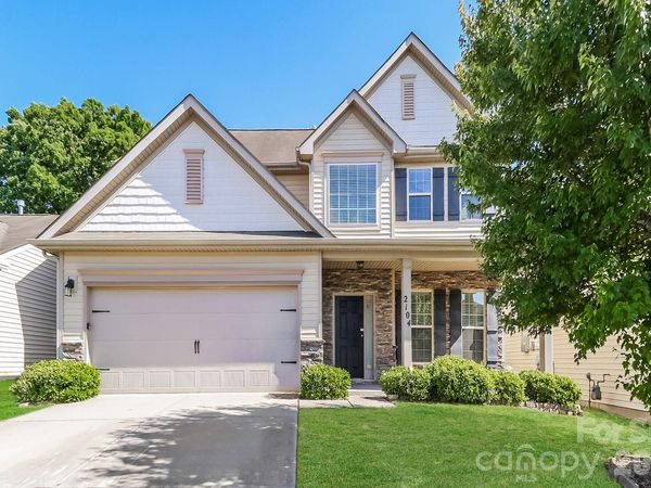 2104 Verde Creek Road , Charlotte, NC 28214