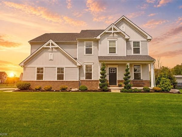 39154 Mcintosh Place , Avon, OH 44011