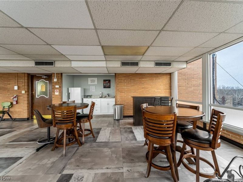 12029 Clifton Boulevard , Unit 505, Lakewood, OH 44107 Photo 23