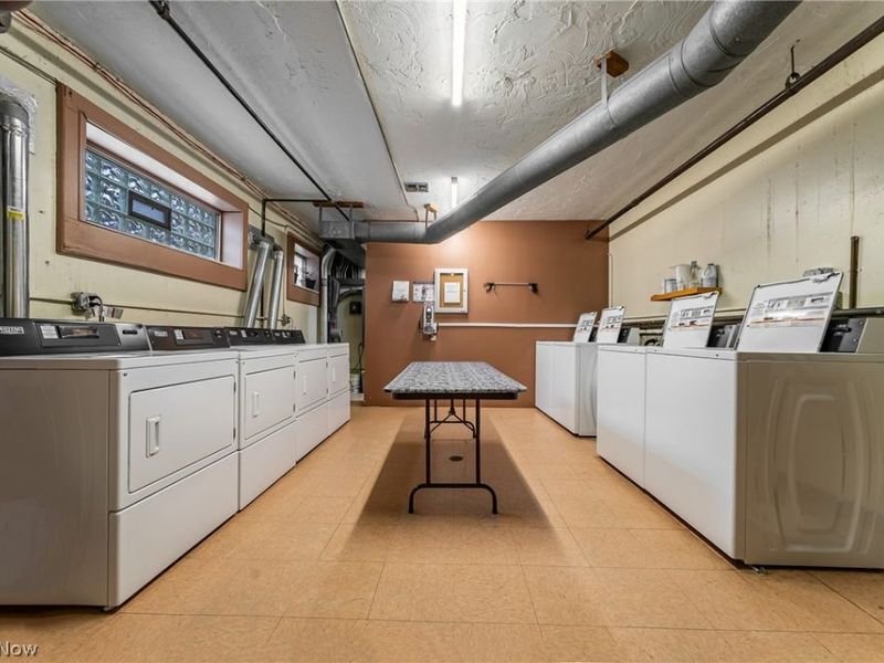 12029 Clifton Boulevard , Unit 505, Lakewood, OH 44107 Photo 27