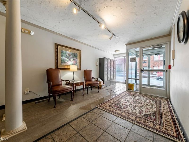 12029 Clifton Boulevard , Unit 505, Lakewood, OH 44107 Photo 4