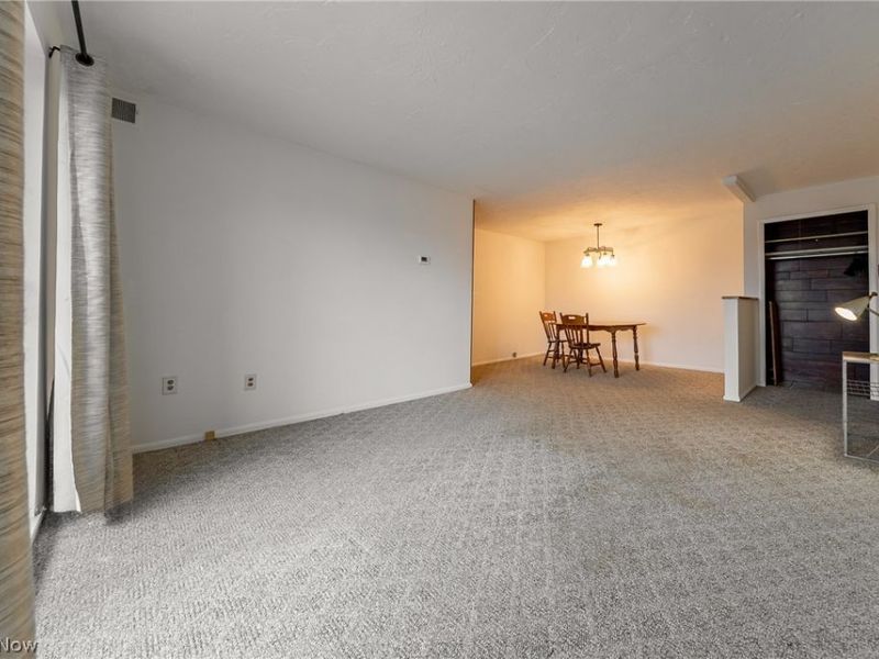 12029 Clifton Boulevard , Unit 505, Lakewood, OH 44107 Photo 9