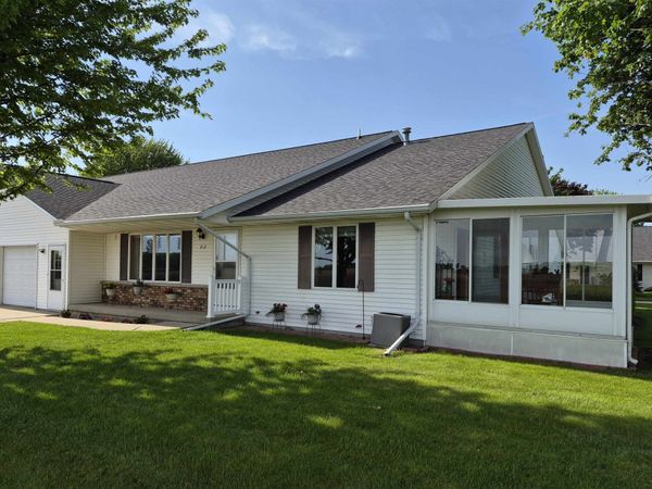 812 Pattee Drive, Waupun, WI 53963