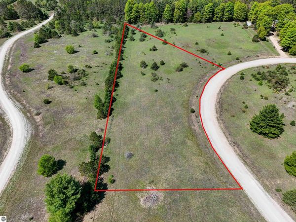 Sugarpine Lane, Lake Ann, MI 49650
