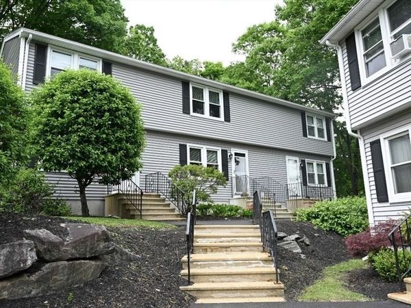 270 Sunderland Rd, Unit 99, Worcester, MA 01604