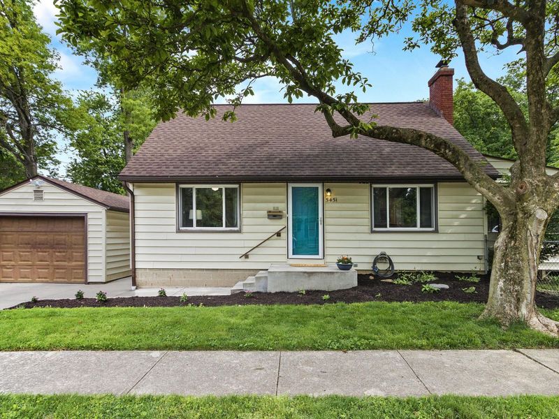 5451 Sharon Park Avenue, Columbus, OH 43214 Photo 1