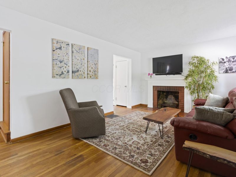 5451 Sharon Park Avenue, Columbus, OH 43214 Photo 7
