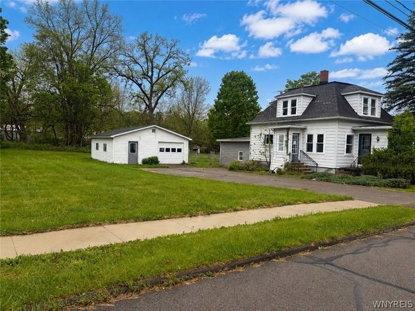 83 Mechanic Street , Angelica, NY 14709