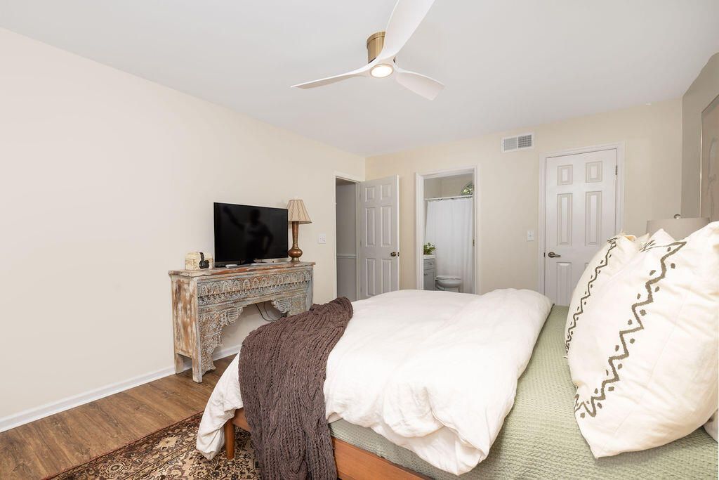 1408 School House Road Photo 19