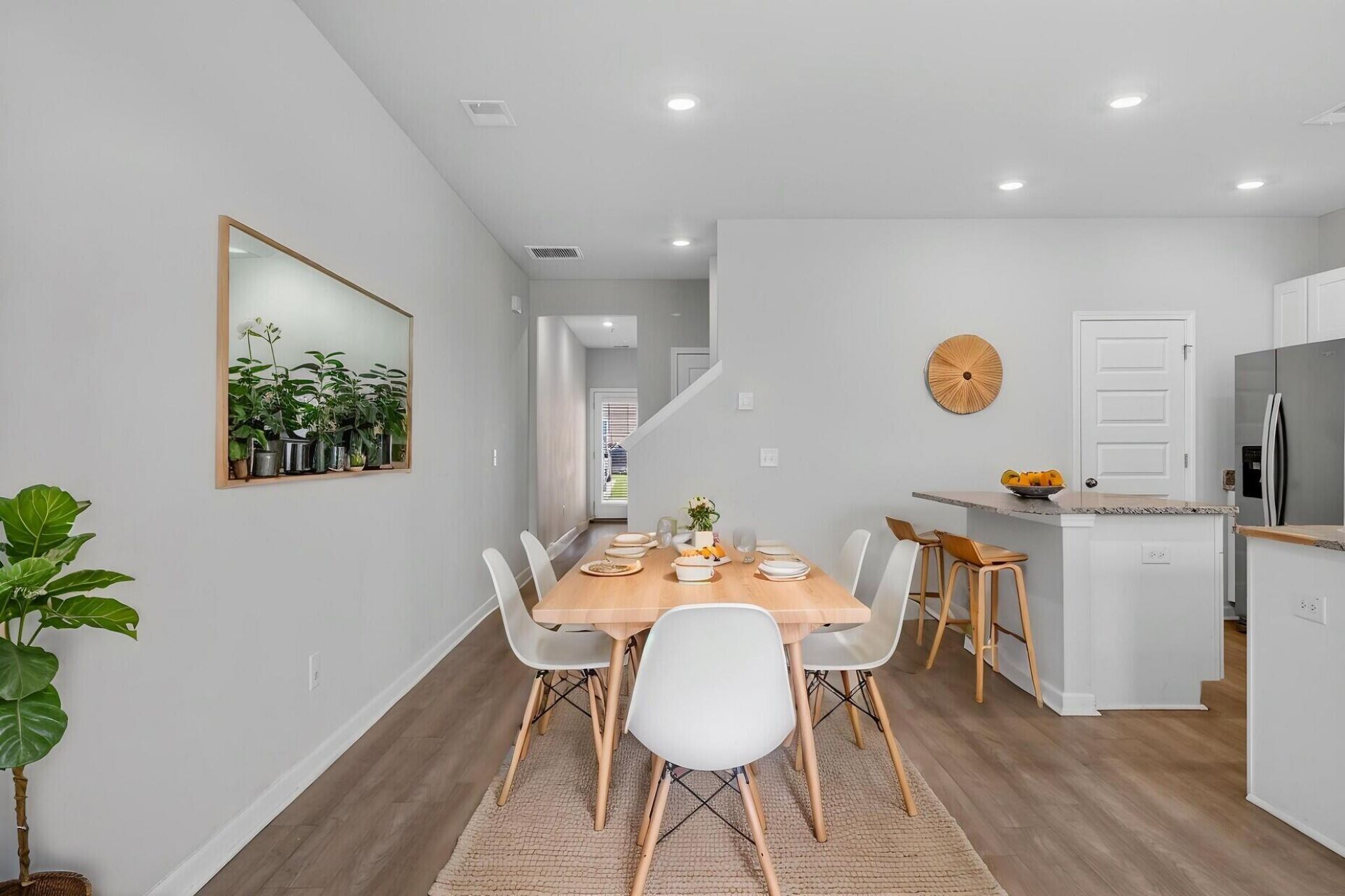 1447 Central Avenue Photo 4