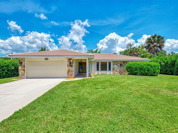 2340 PALMETTO STREET , NOKOMIS, FL 34275