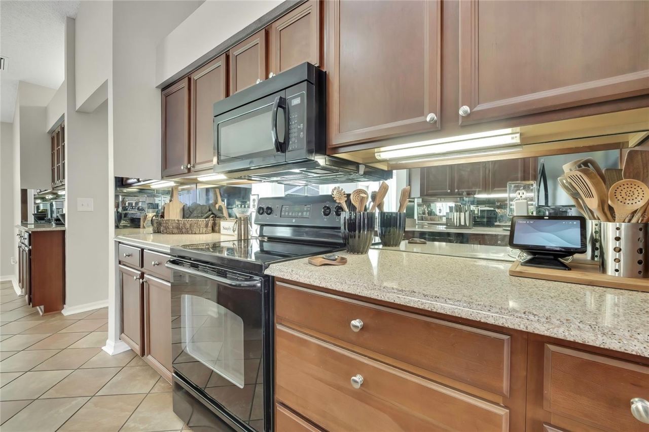 13290 Don Loop , Spring Hill, FL 34609 Photo