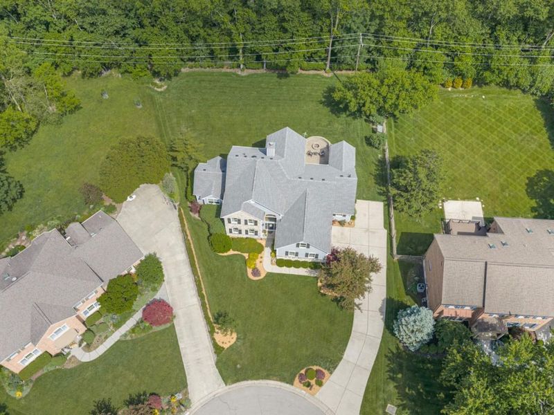 7945 Woodglen Drive, West Chester, OH 45069 Photo 9