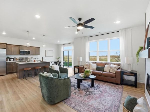 1387 Meadow Rose Place , Waukee, IA 50263
