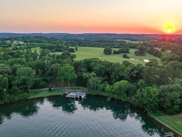 1281 County Road 3113 , Jacksonville, TX 75766