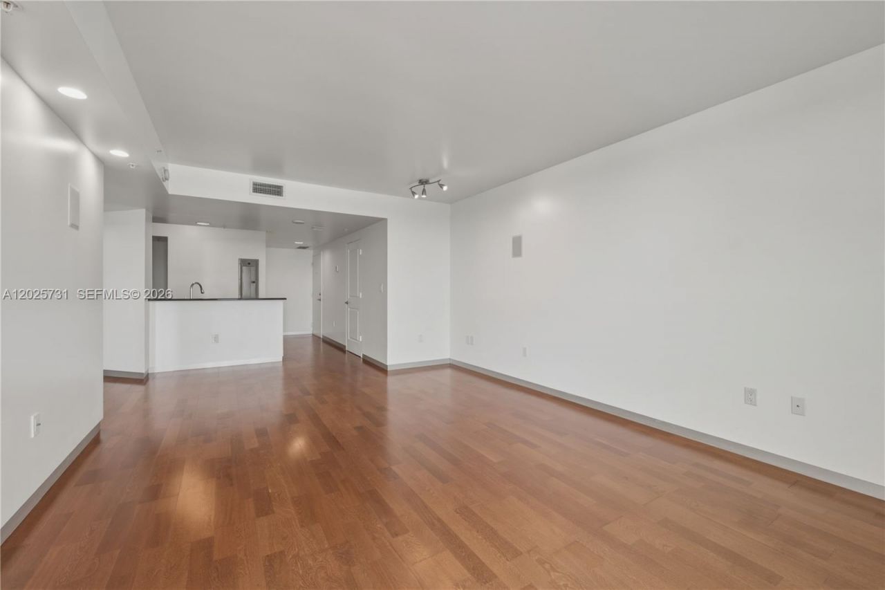 401 SW 4th Ave, Unit 1700, Fort Lauderdale, FL 33315 Photo