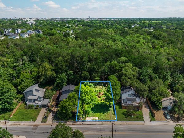 3600 Oak Springs DR, Austin, TX 78721