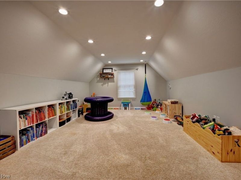 104 Pinedale Drive , Dover, OH 44622 Photo 13
