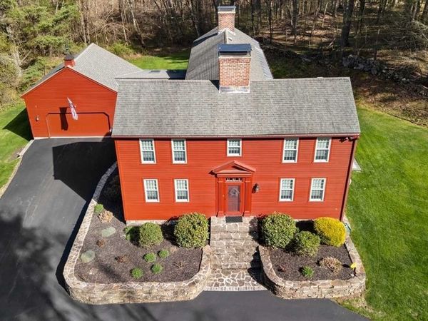 9 Bay Path Dr, Boylston, MA 01505