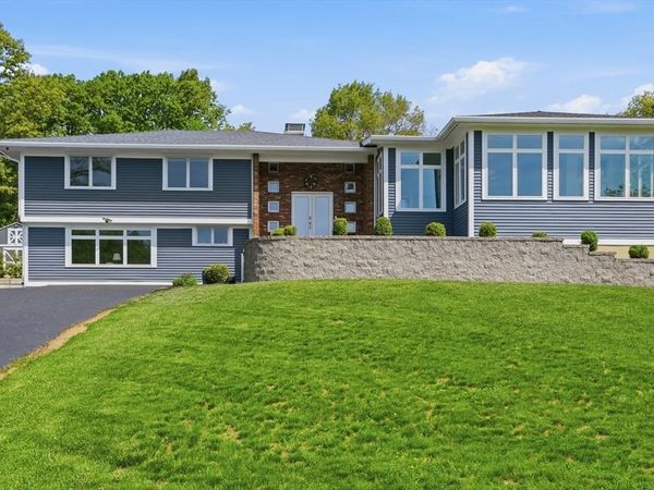 235 Kemp St, Dunstable, MA 01827